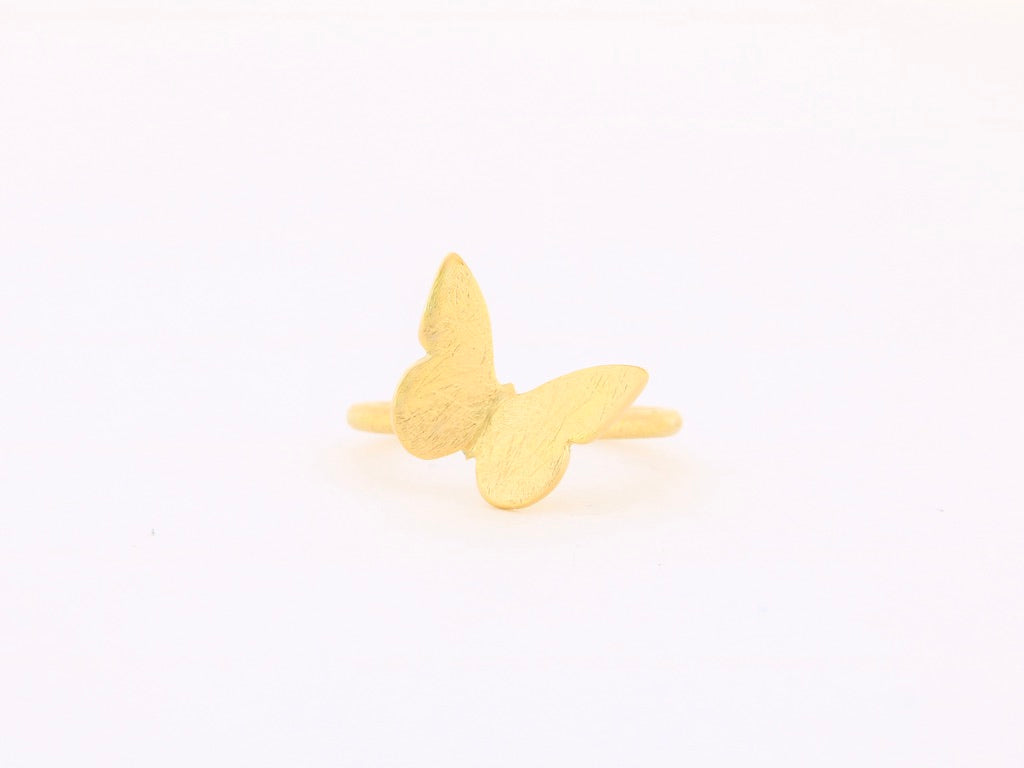 Schmetterlingring aus 18kt Gelbgold – Ein zartes Meisterwerk der Natur