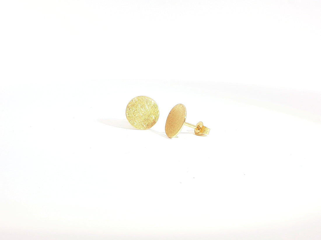 Ohrstecker aus 18kt Gelbgold – flache Plättchen