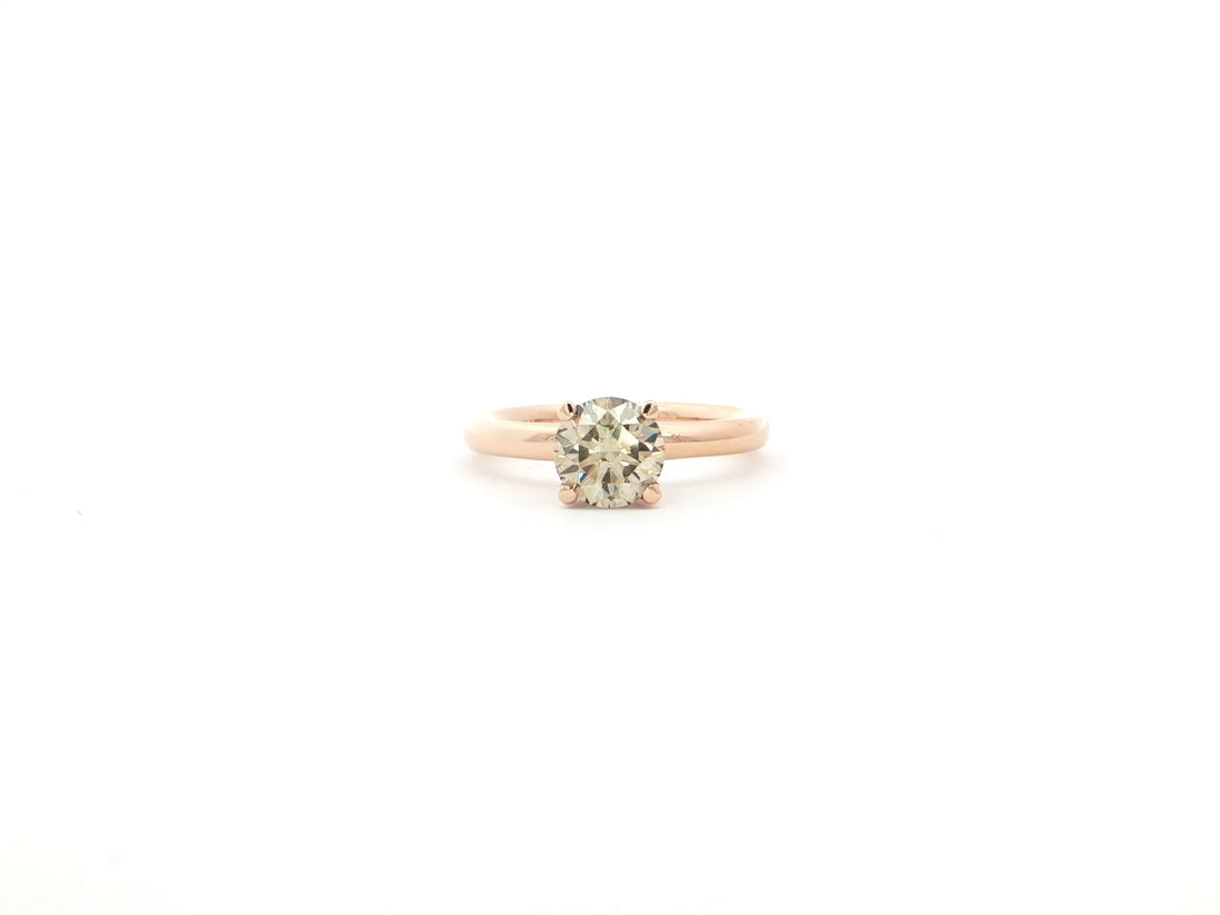„Champagne Éternité“ – Solitärring aus 18kt Roségold mit Champagnerdiamant