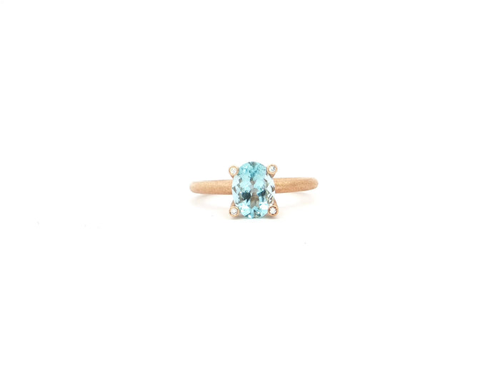 Aquamarin-Ring mit diamantbesetzten Krappen – 18kt Roségold