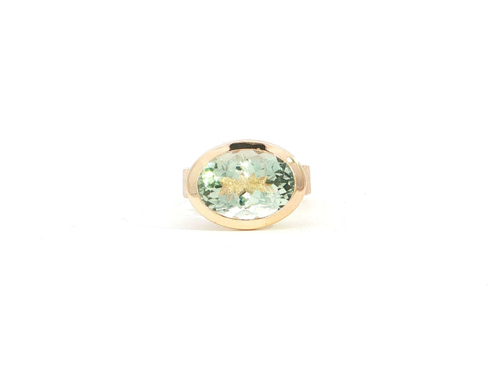 Prasiolith-Ring auf Stelzenfassung – 18kt Roségold, eismatt