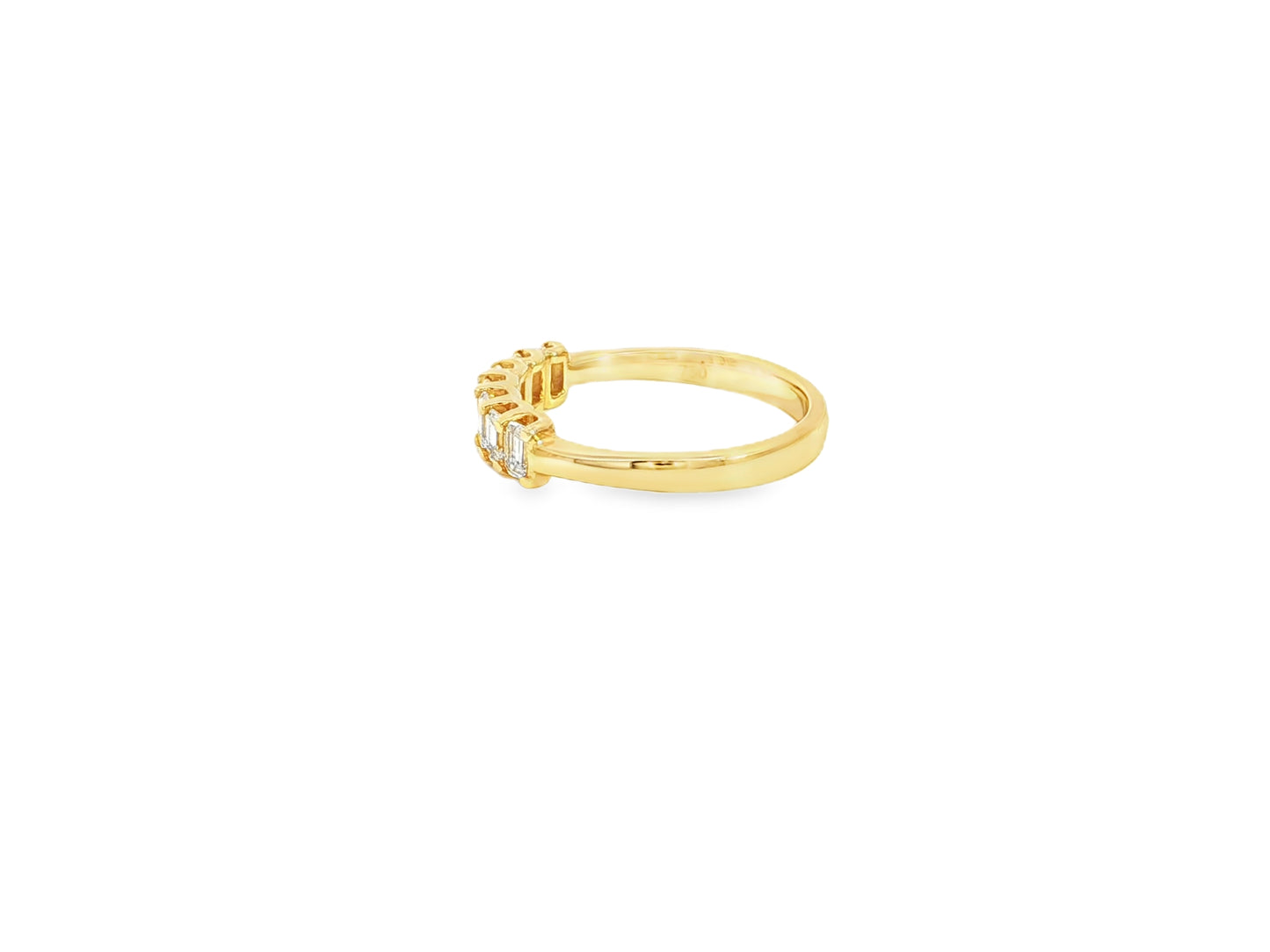 Eleganter 18kt Gelbgold-Ring mit 7 Diamanten im Baguette-Schliff