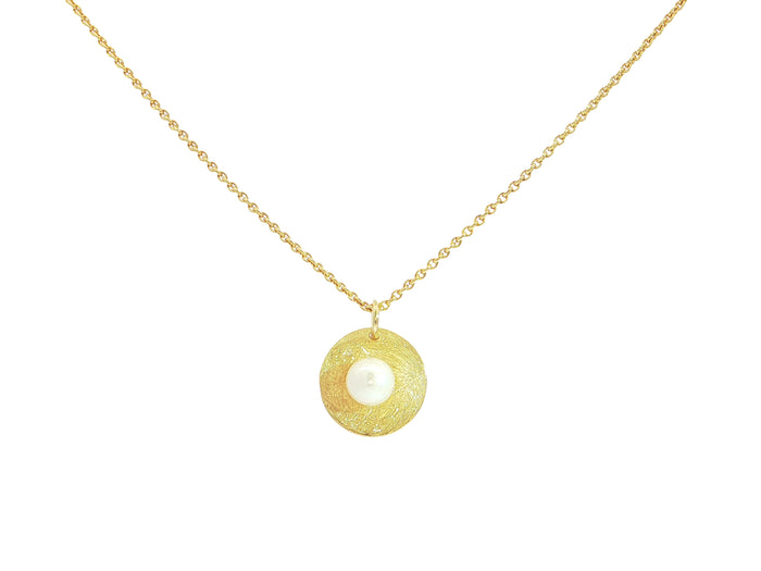 Anhänger aus 18kt Gelbgold mit Süßwasserperle