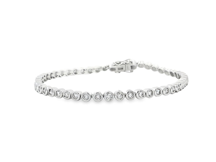 Modernes Tennisarmband in Zargenfassung – 18kt Weißgold - 2,5ct