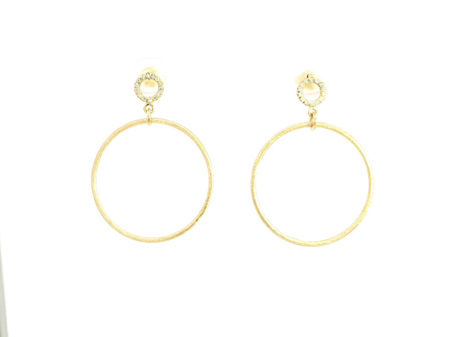 „Rayon d’Or Élancé“ – Ohrstecker aus 18kt Gelbgold mit Brillantkreis