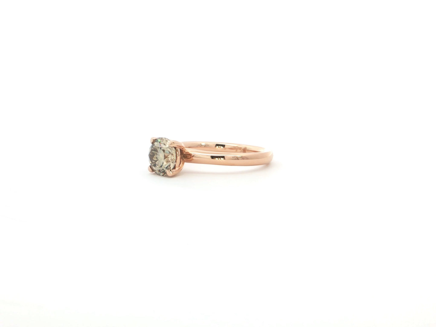 „Champagne Éternité“ – Solitärring aus 18kt Roségold mit Champagnerdiamant