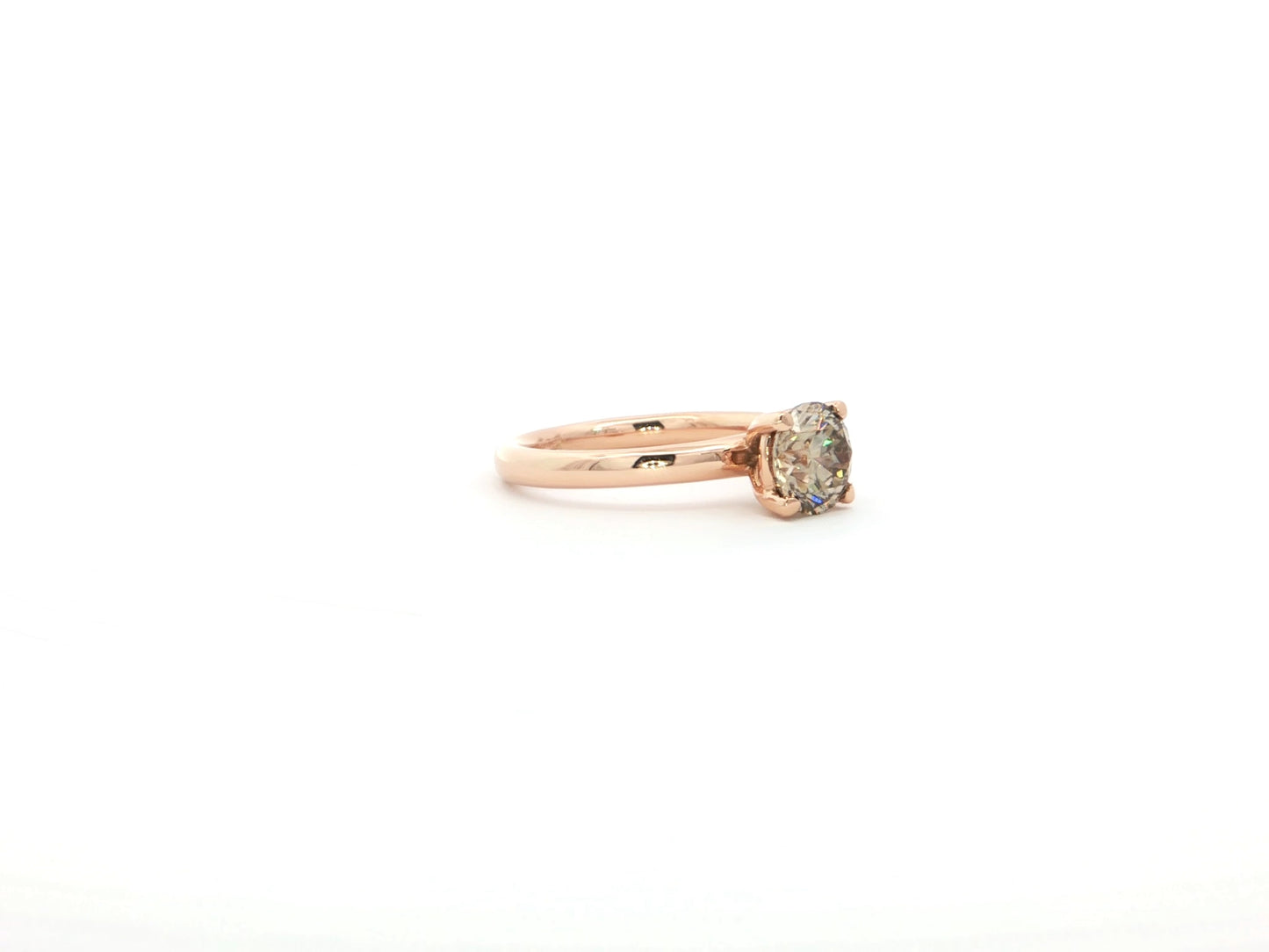 „Champagne Éternité“ – Solitärring aus 18kt Roségold mit Champagnerdiamant