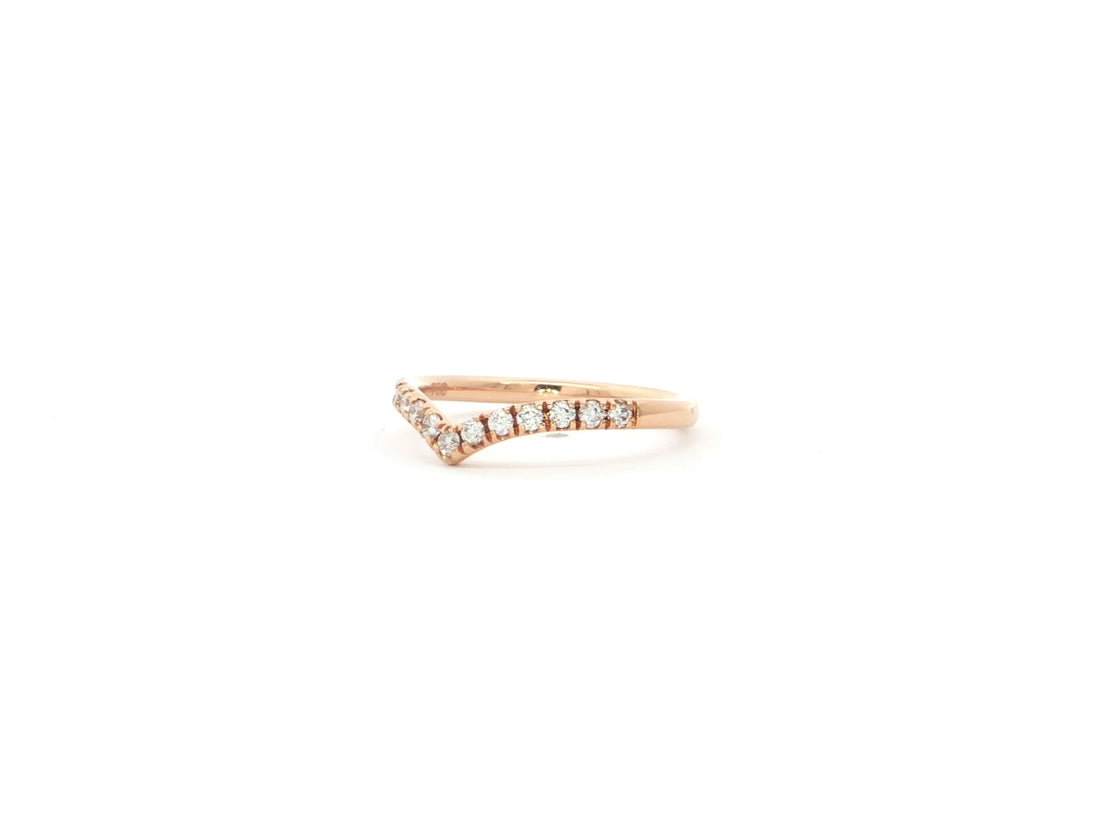 Feiner V-Beisteckring mit Brillanten – 18kt Roségold