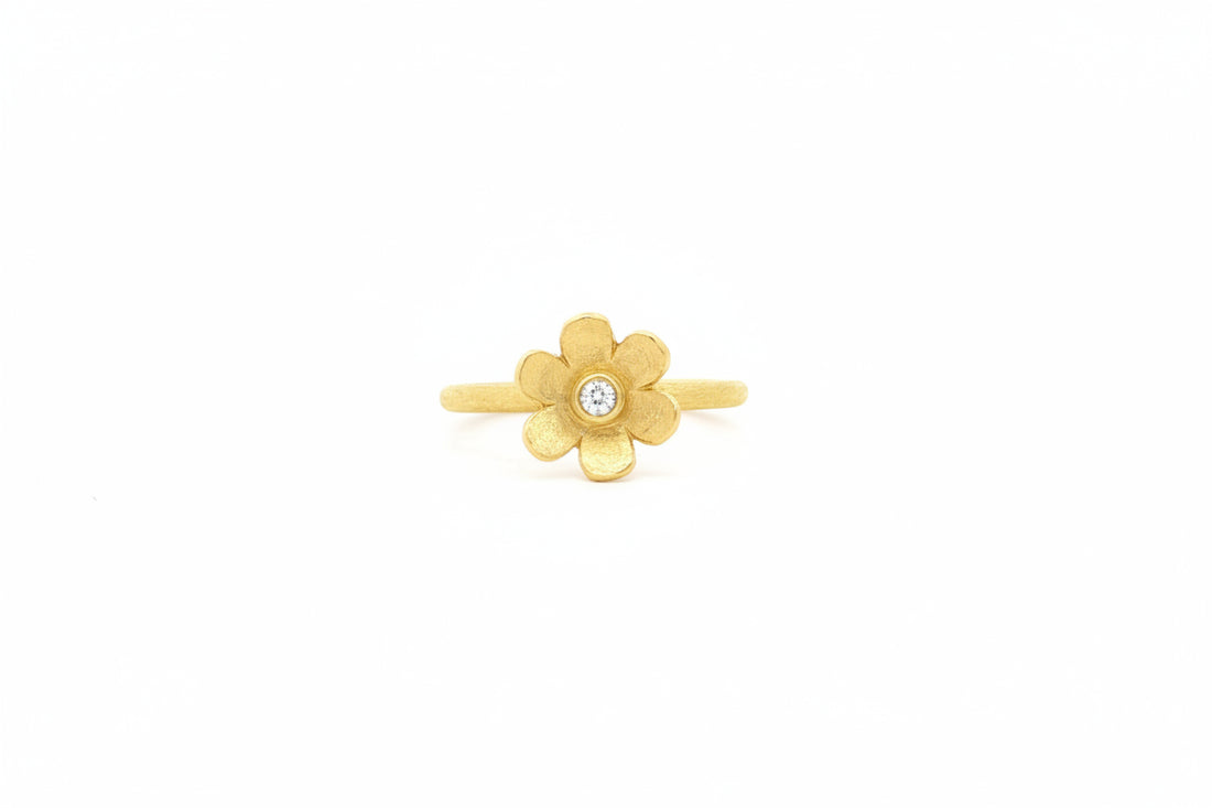 Blüten-Ring mit Brillant – 18kt Gelbgold