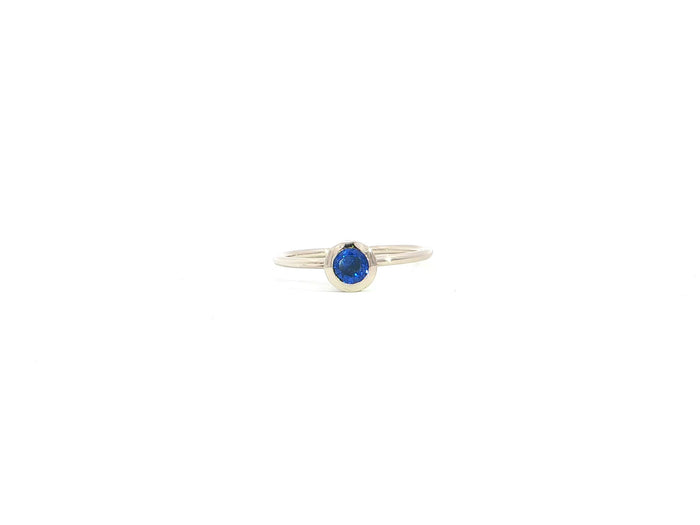 Sola · Blauer Saphir · 750er Palladium-Weißgold