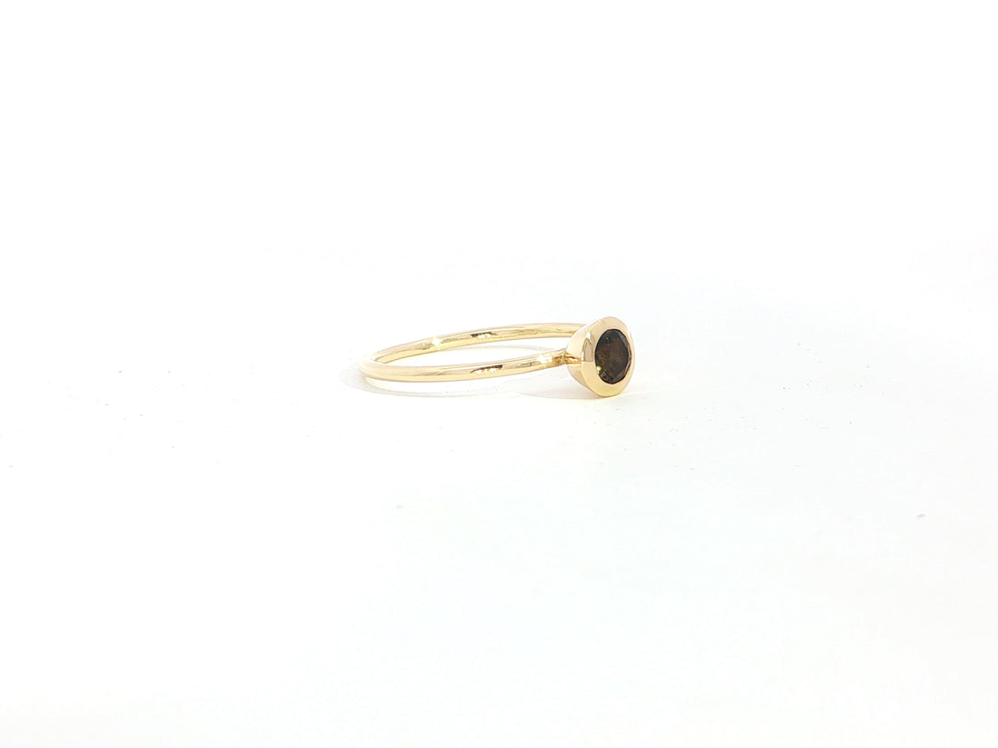 Sola · Rauchquarz · 750er Gelbgold