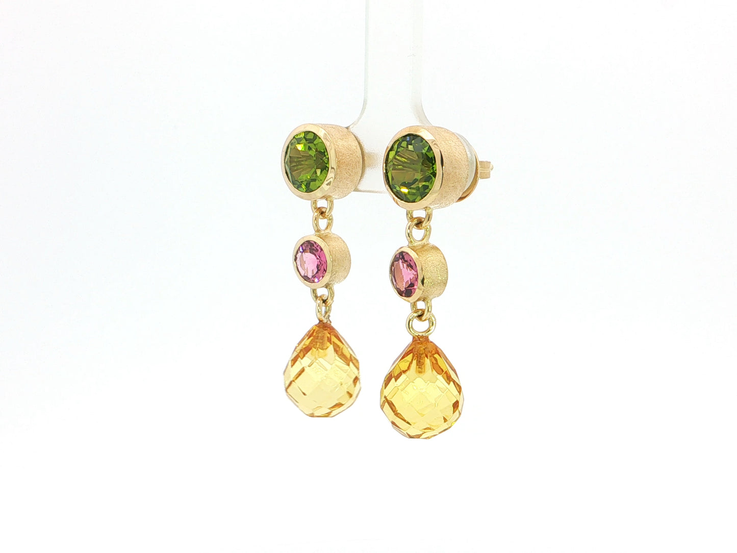 Dreiklang aus Peridot, Turmalin & Bernstein – Ohrstecker 18kt Gelbgold