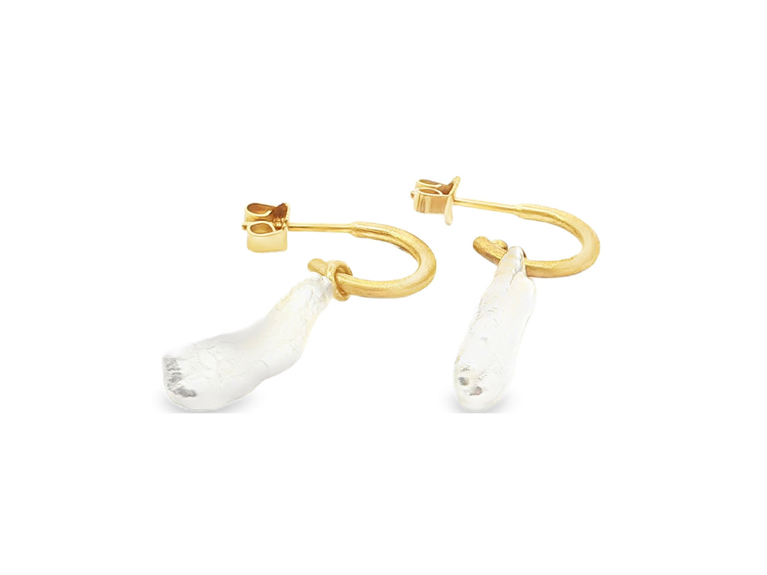 Wechselkreolen mit Keshi-Perlen – 18kt Gelbgold, eismatt