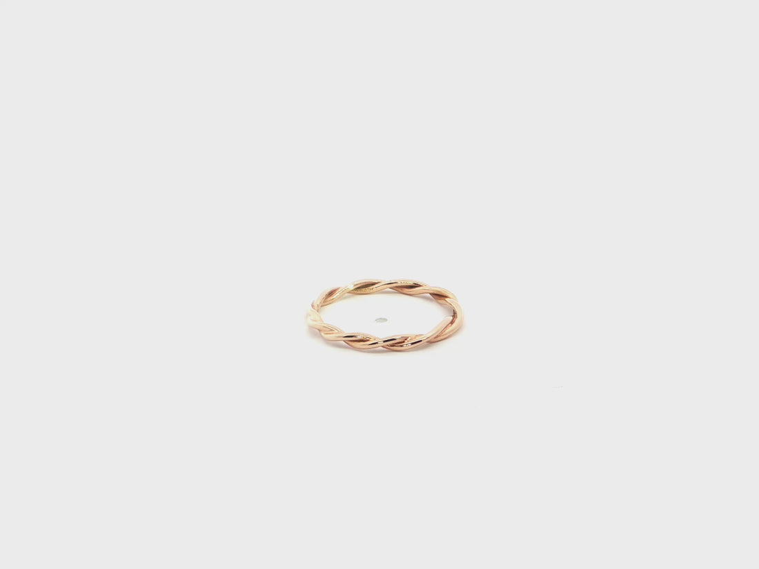 Kordelring aus 18kt Rotgold