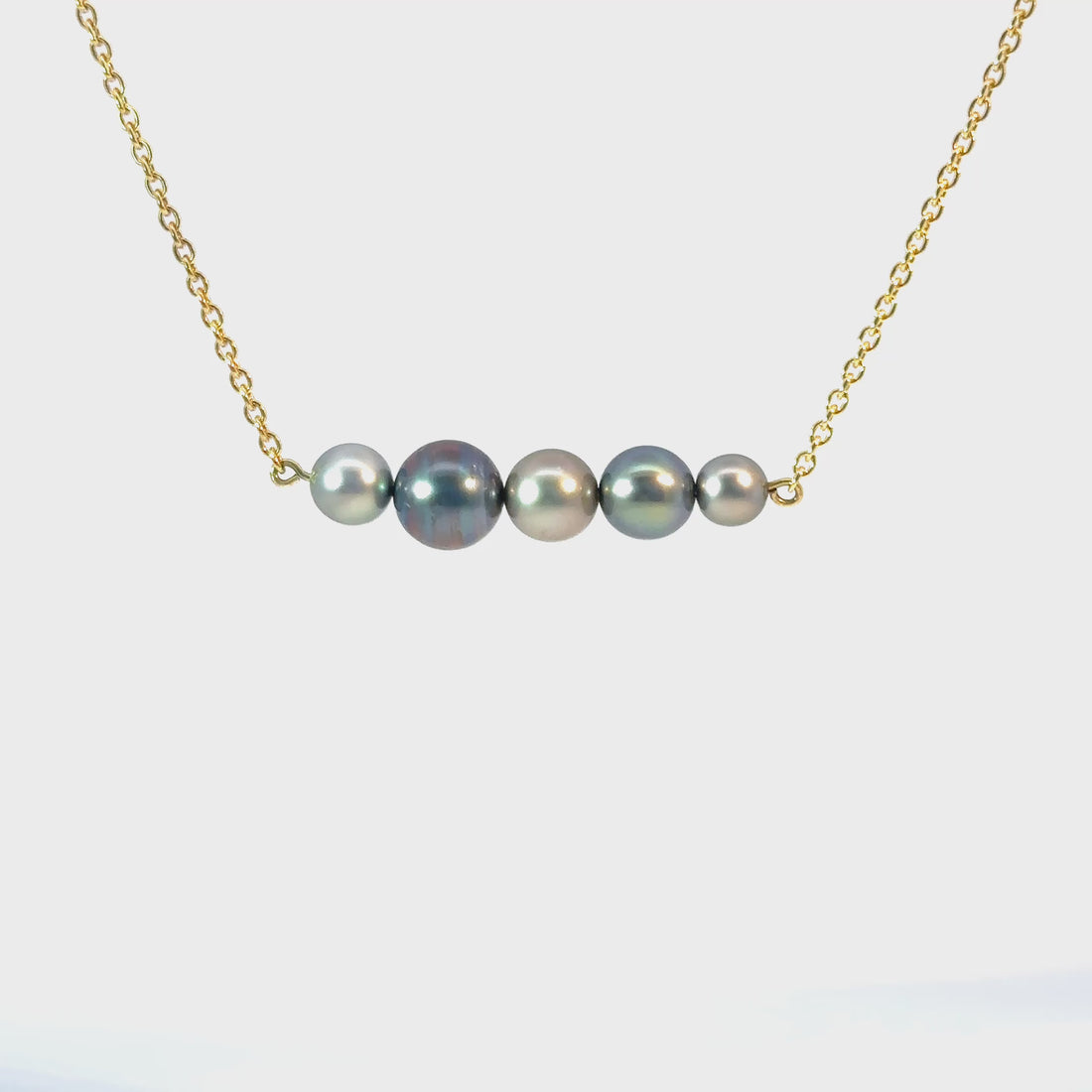Kette mit Tahitiperlen in 18kt Gelbgold